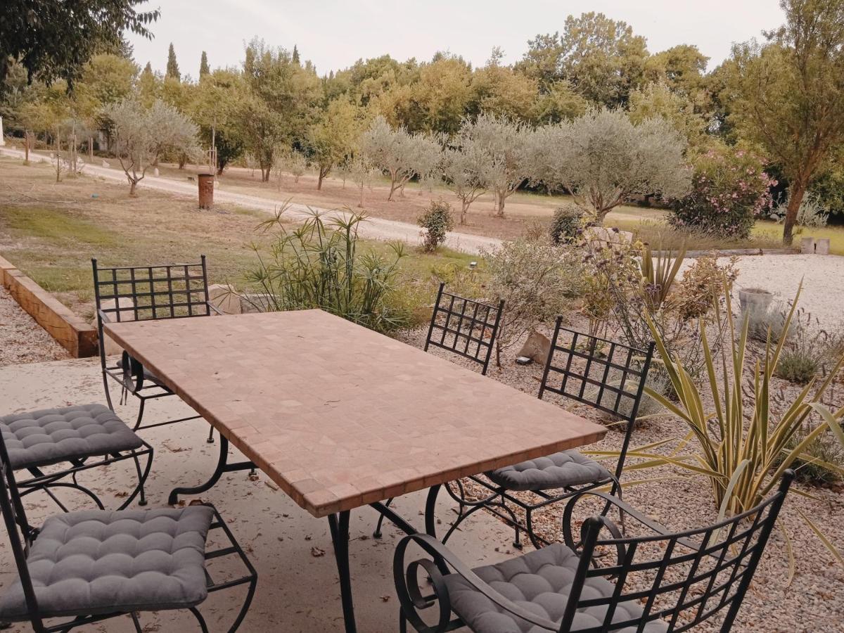 Gite Du Mas De La Finiere ,Avec Spa Interieur Châteaurenard Εξωτερικό φωτογραφία